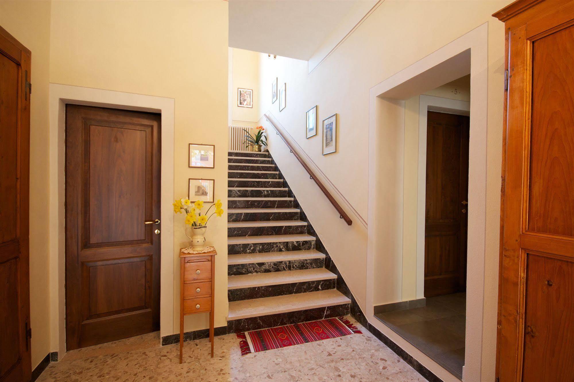 Camere Andrei Пиенца Экстерьер фото